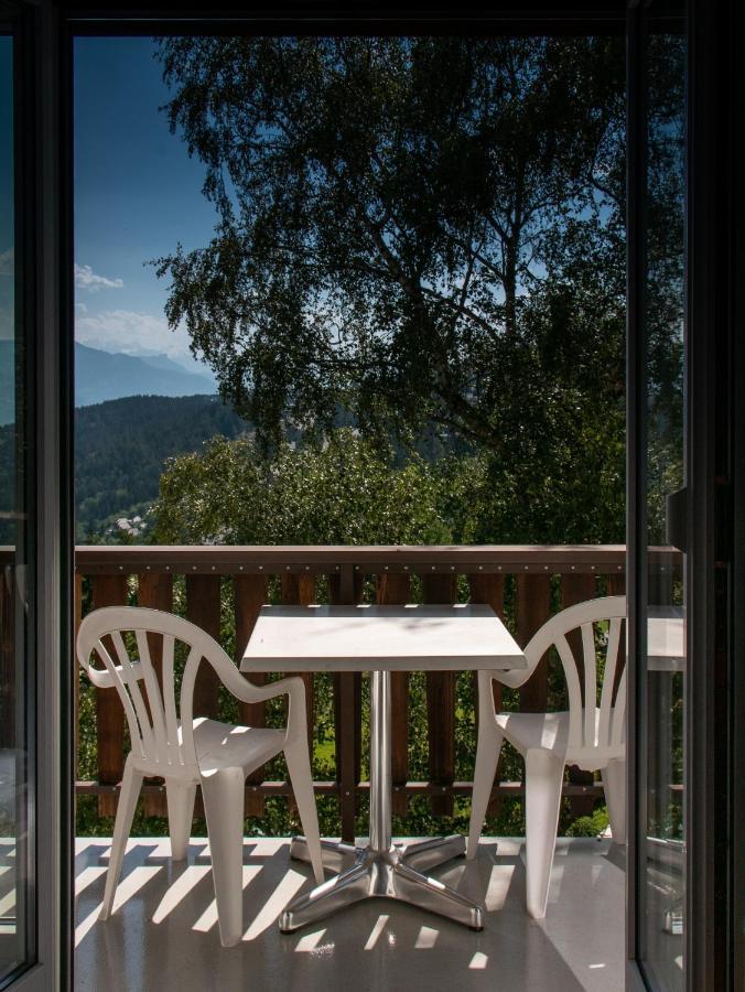Hotel-Restaurant Le Mont Paisible, Κρανς Μοντάνα Εξωτερικό φωτογραφία