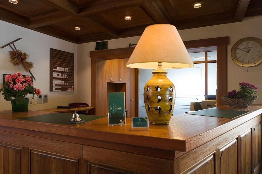 Hotel-Restaurant Le Mont Paisible, Κρανς Μοντάνα Εξωτερικό φωτογραφία